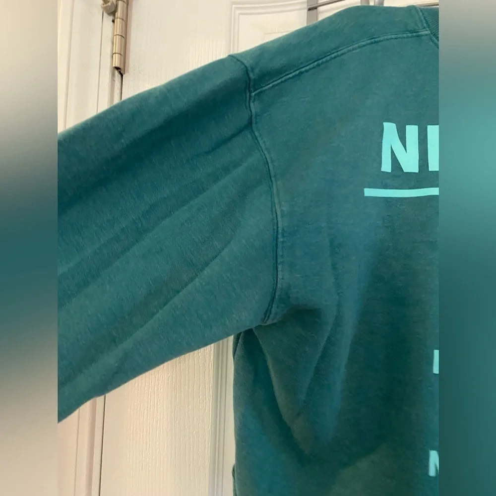 Wild Fable Womens M Crewneck‎ Sweatshirt New York City Cropped Teal pullover top - Picture 11 of 11